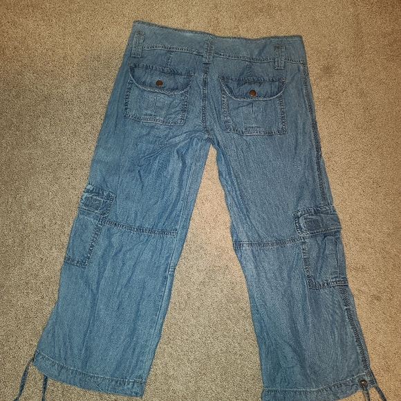 Size 6 Boston Proper denim capris - Picture 2 of 6